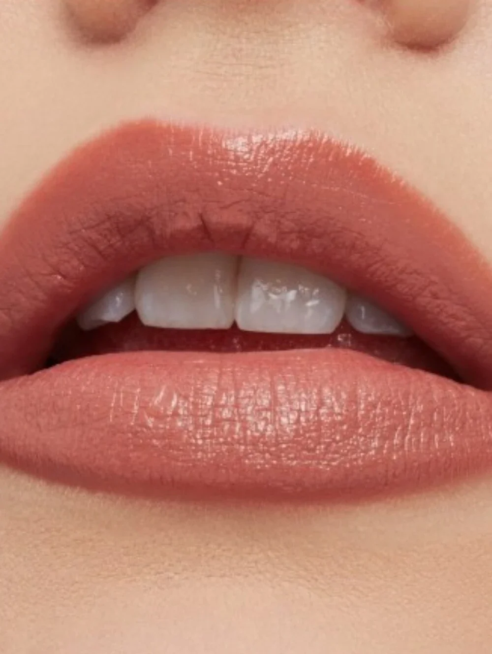 MAC Modesty Sleek Satin MACXimal Lipstick